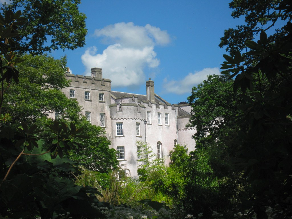 Gigabit roll-out in Wales exceeds target by 112% 